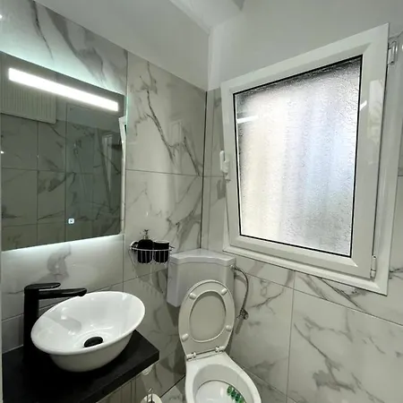 Η Ελπίδα Και Η Γιάννα Ξεκίνησαν Ένα Χώρο Cute Apartment Volos Exterior photo