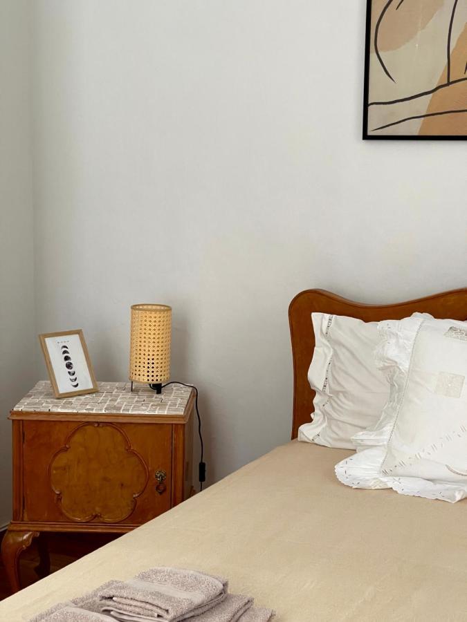 η ελπίδα και η γιάννα ξεκίνησαν ένα χώρο Cute Apartment Volos