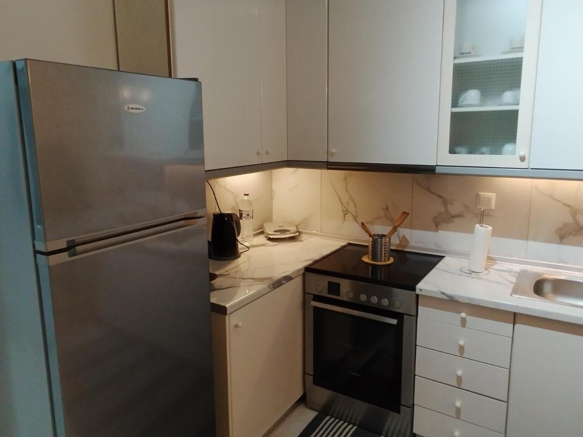 η ελπίδα και η γιάννα ξεκίνησαν ένα χώρο Cute Apartment Volos